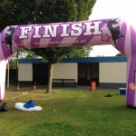 Finishboog Vrouwentriathlon