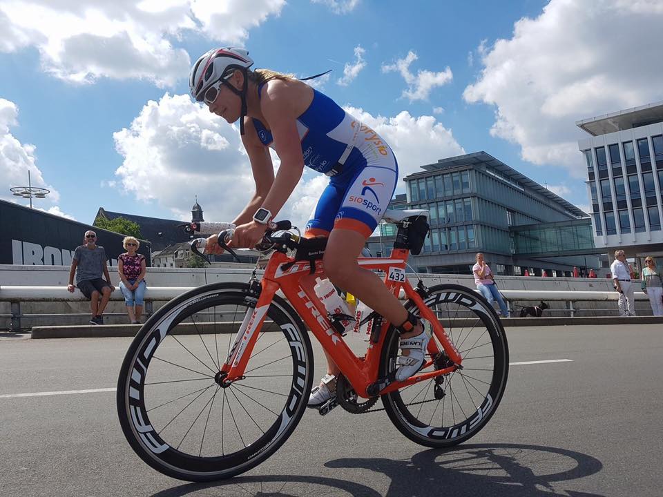Sione op de fiets